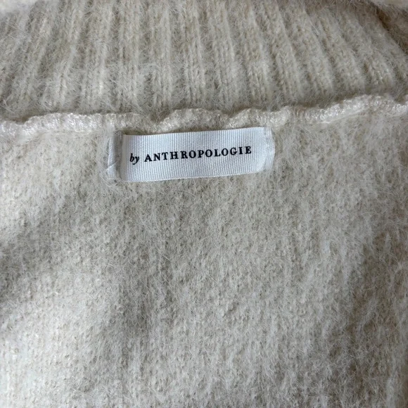 Anthropologie fuzzy eyelash sweater poncho - Picture 3 of 4